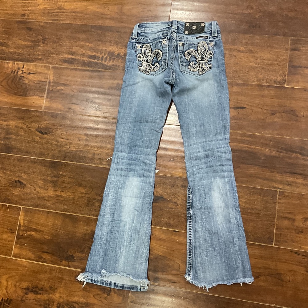 Miss Me Girls Bootcut Jeans Distressed Fleur De Lis Rhinestone Size 10 JK8159B